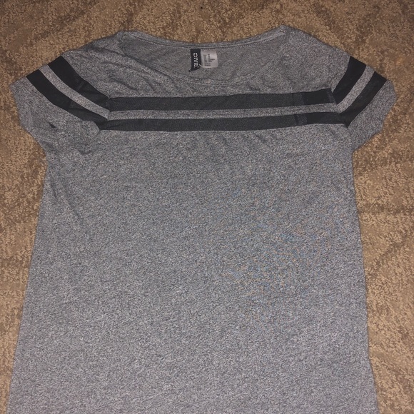 H&M top - Picture 1 of 2
